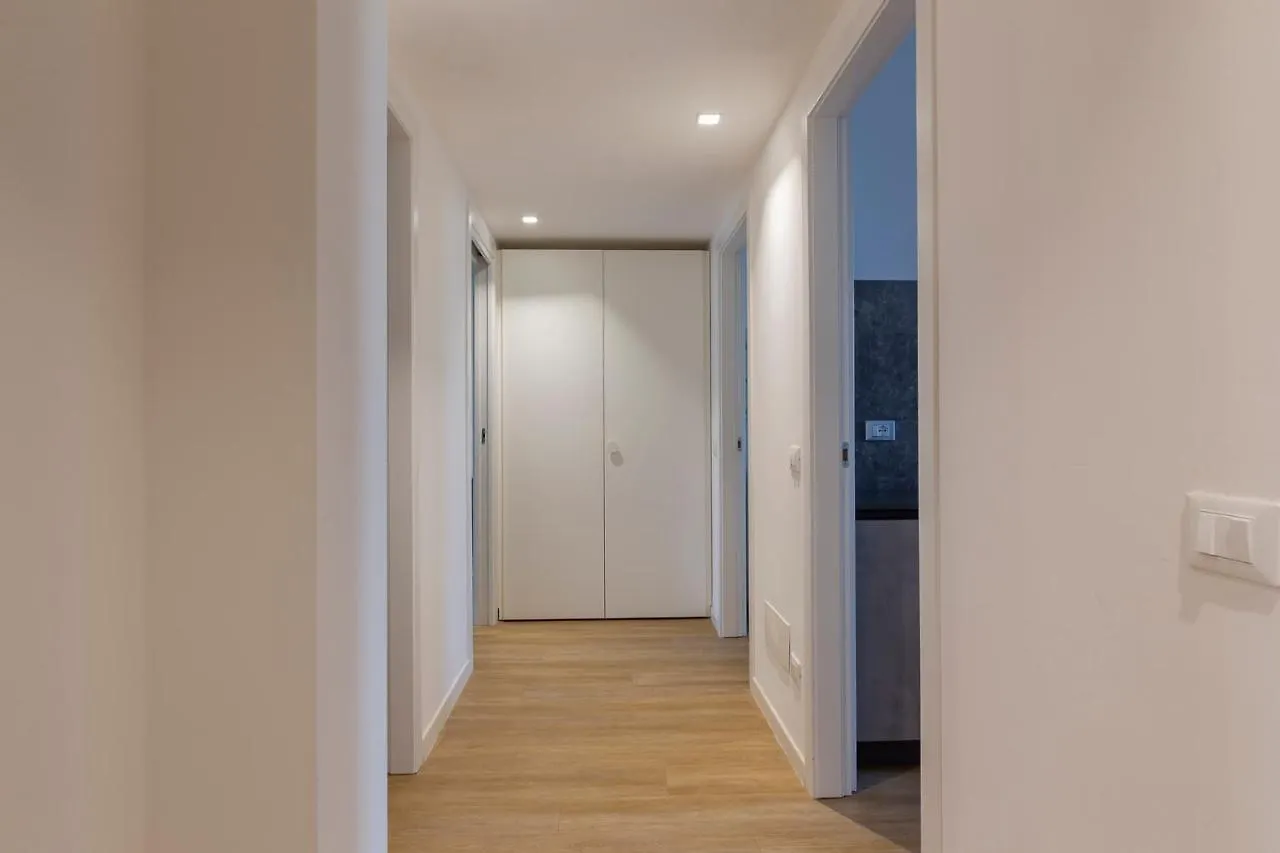 Luxury Apartment Near Navigli - Anemoni 5 Milán 0*,